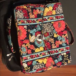 Vera Bradley laptop messenger bag